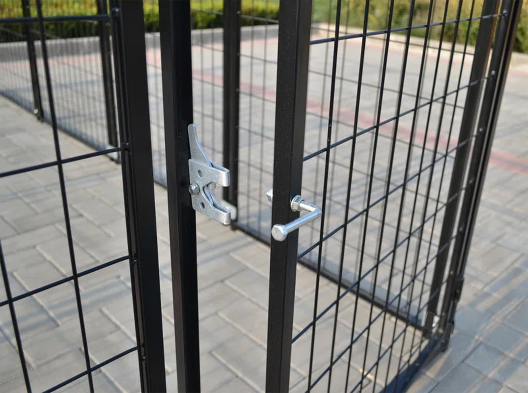Engrid 66'' H 12 Panel Metal Yard Kennel with Door